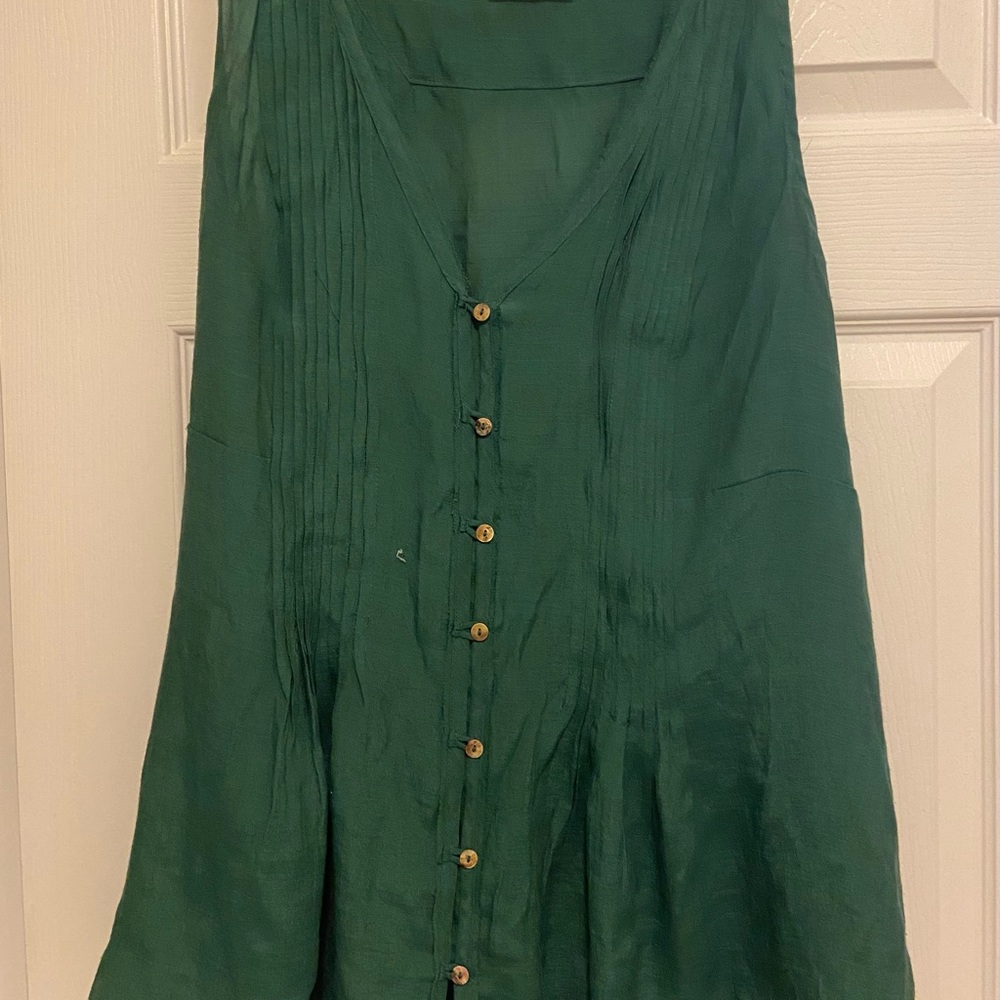 XL Maeve green linen top for summer